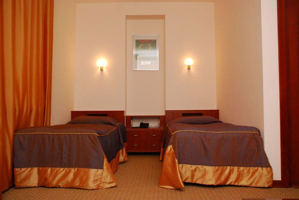 Cruise Hotel Tbilisi Bagian luar foto